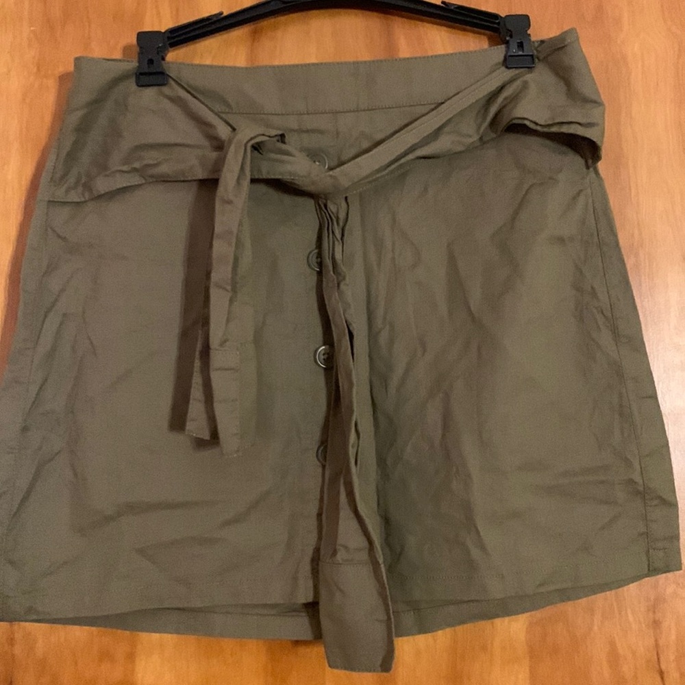 Express skirt size 6